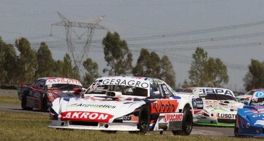 Auspicioso debut de Alfonso Domenech en el TC Mouras