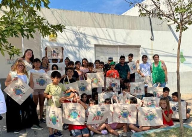 Educación ambiental y creatividad en el CDC 12 de Octubre