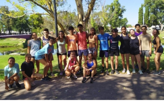 La Escuela Municipal de Atletismo sigue sumando alumnos