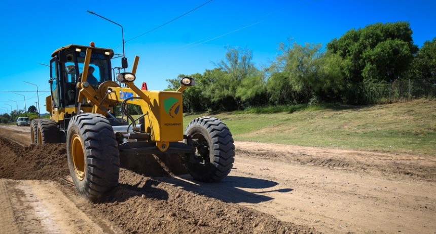 “Lo prometido es deuda”: Comenzó la pavimentación de Pasaje Río Juramento