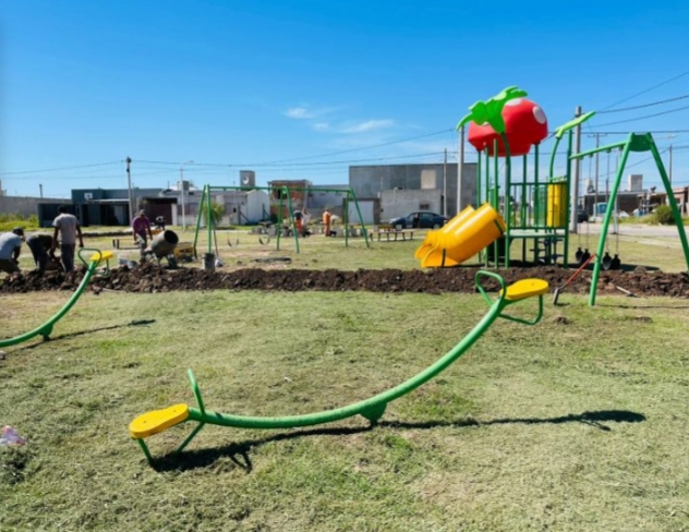 Llegaron los juegos a la Plaza del Barrio Procrear