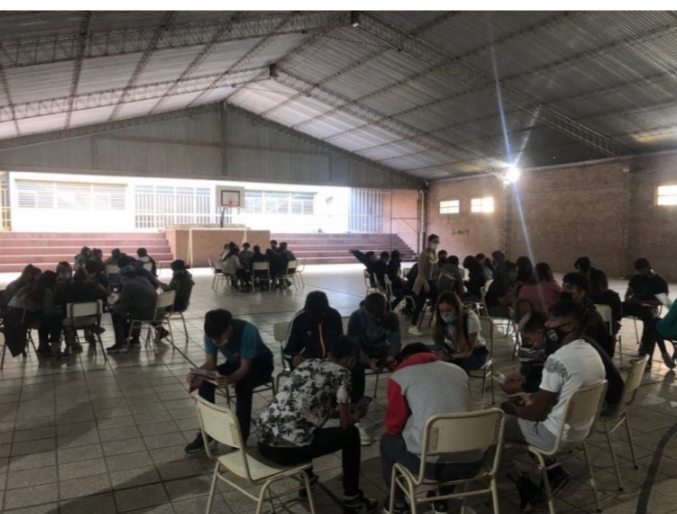 Juventud lleva charlas de ITS a las escuelas
