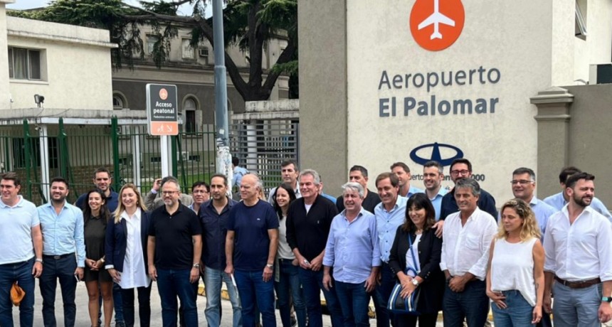 El intendente Martínez mantuvo una reunión de trabajo en Morón