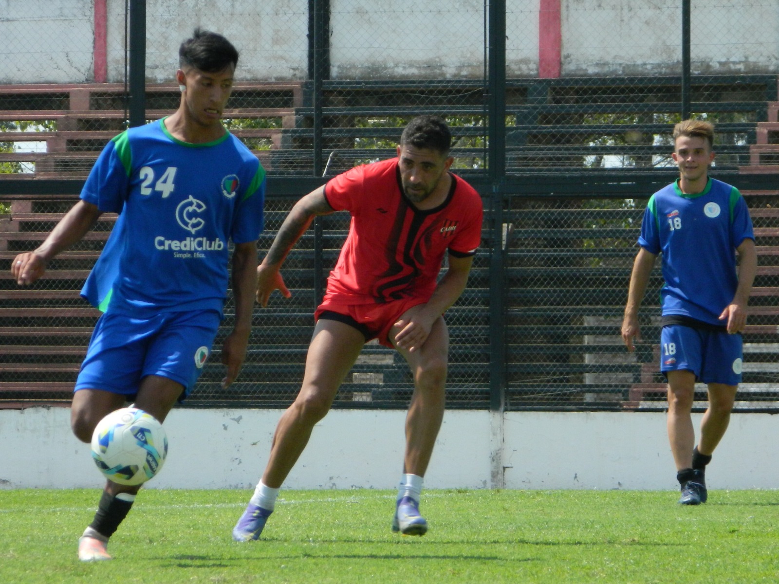 Douglas enfrentó a Atlético San Jorge en un nuevo amistoso
