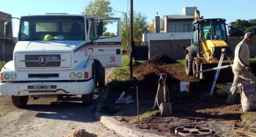 Más obras de cloacas para el Barrio Martín Illia