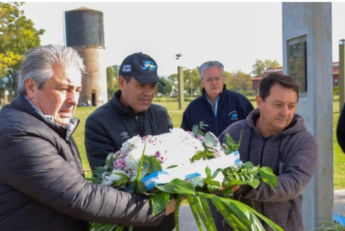 Homenaje a Eduardo Tomas Silva en el 40° Aniversario de la Guerra de Malvinas