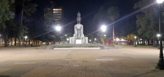 Plazas más iluminadas, más seguras
