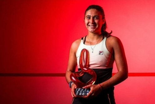 Tenis: Impresionante remontada de Julia Riera para ganar el título en Weisbaden