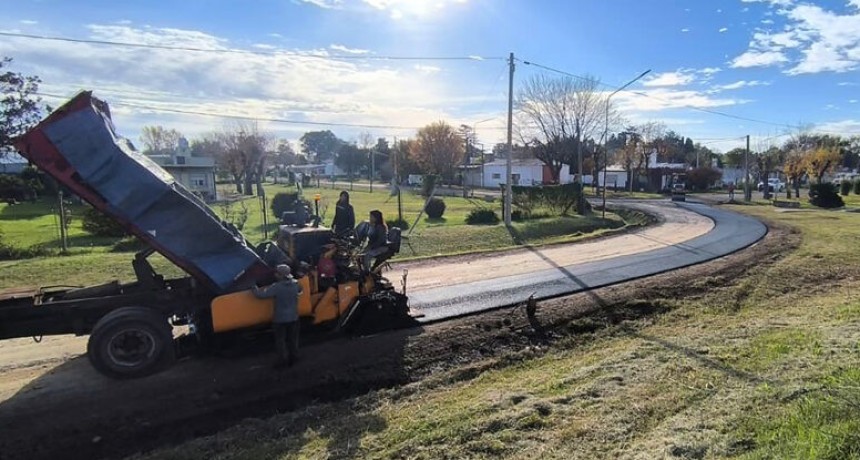 Obras de pavimentaci&oacute;n en Fontezuela