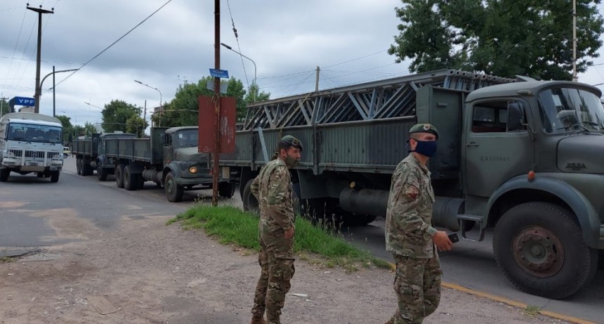  Se comienza a desarmar el puente provisorio de Bv. Colón