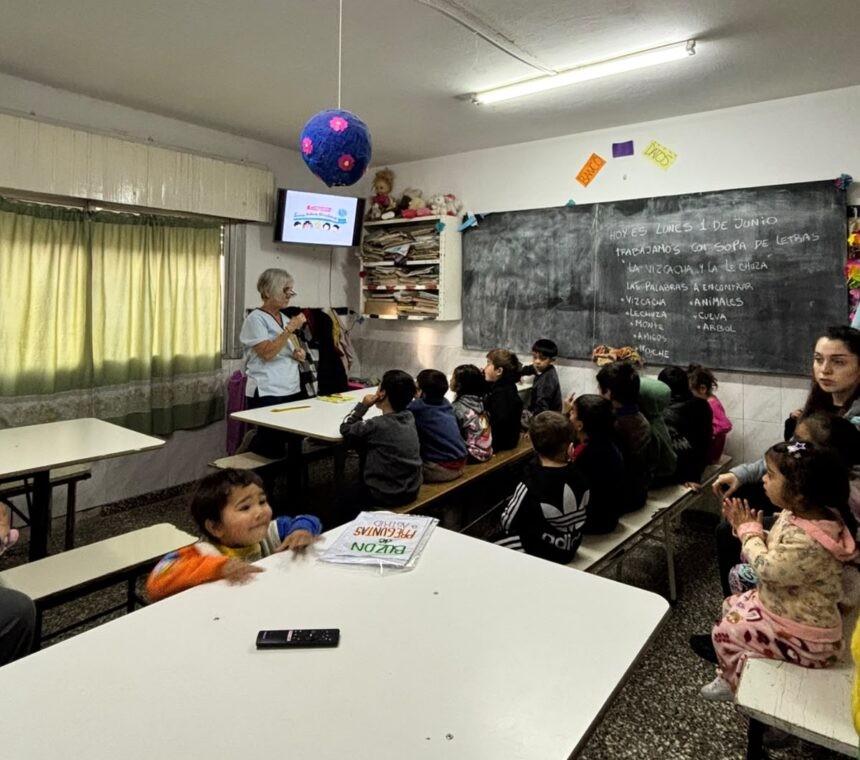 Pergamino capacita en salud bucal a los ni&ntilde;os de distintos barrios