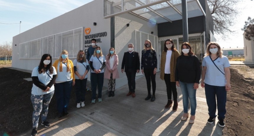 El Vacunatorio Municipal ya funciona en su nueva sede