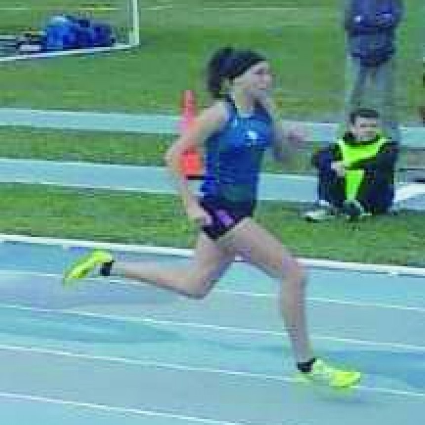 Denise Vega se coronó campeona nacional de atletismo
