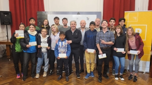 Deportistas pergaminenses fueron beneficiados con las Becas nacionales e internacionales