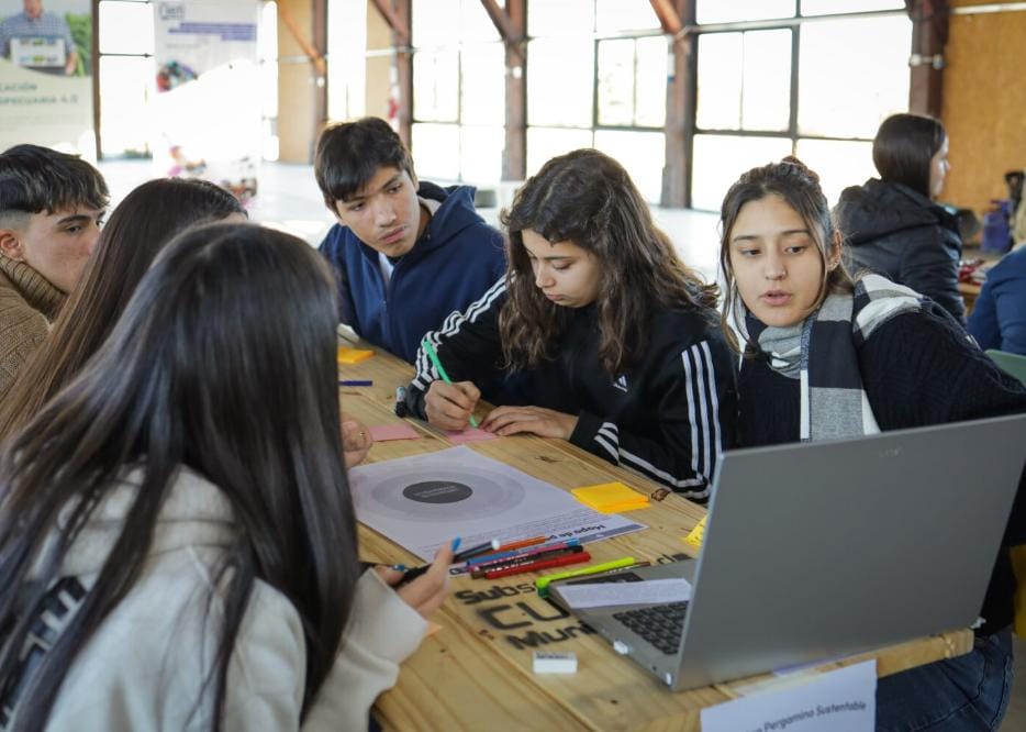 Pergamino se une a Samsung para una nueva Hackatón Joven
