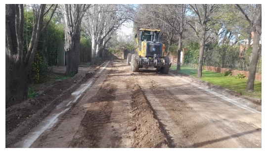 Bacheo, limpieza y preparación de calles para pavimentación