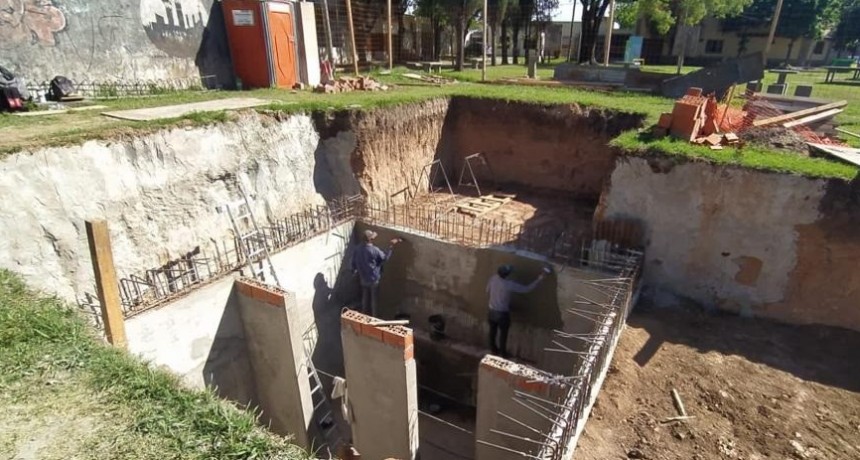 Se colocó la cañería que alimentará a la nueva Cisterna de San Luis y Montevideo