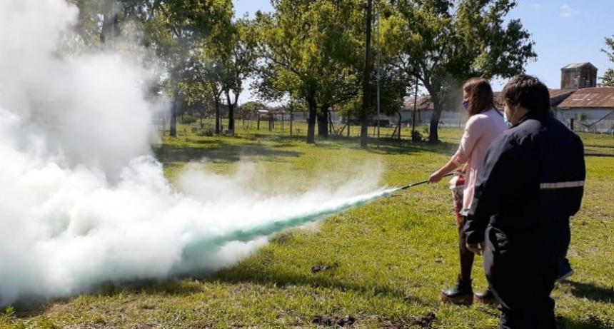 Prevención de incendios: capacitación sobre el uso del matafuego