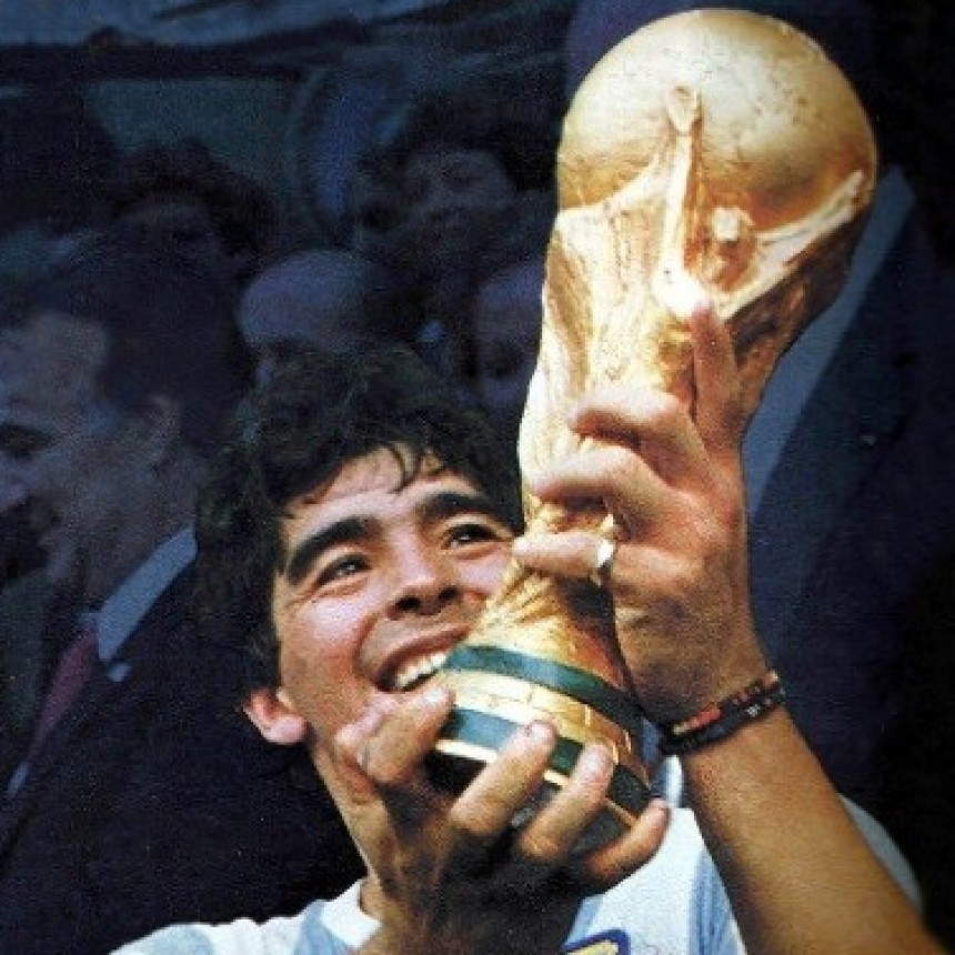 Murió el más grande de la historia: Diego Armando Maradona
