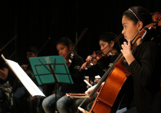 La Orquesta Infanto Juvenil “Barrio Kennedy” vuelve a la peatonal