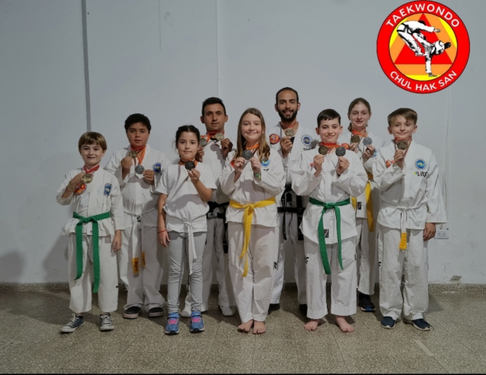 Gran trabajo de taekwondistas de nuestra ciudad y Acevedo