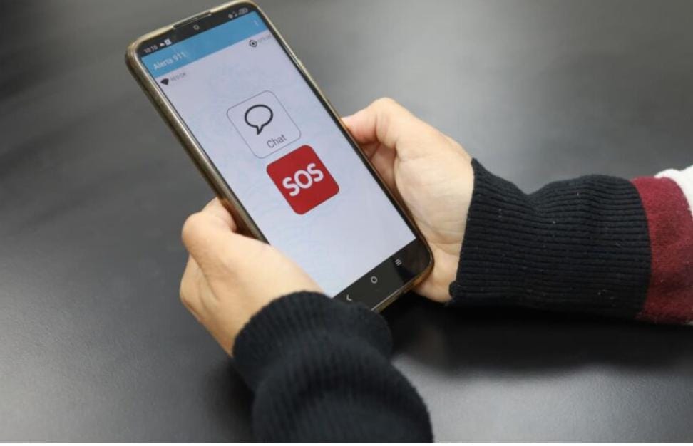 Botón antipánico digital y geolocalizado para mujeres víctimas de violencia de género