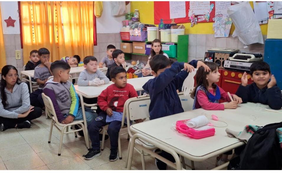 El CAPS 2 de Abril visitó el Jardín N° 902 Pergamino al Día