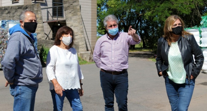 Javier Martínez y Susana Lázzari visitaron el Taller Protegido 