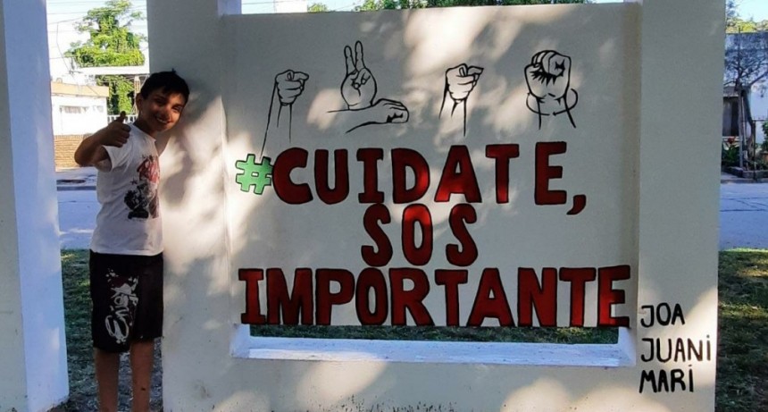 El Socorro tiene un nuevo mural hecho por el pequeño gran artista Juani Méndez
