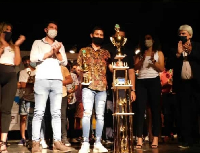 Alexis Chávez ganó el Destacado de Oro